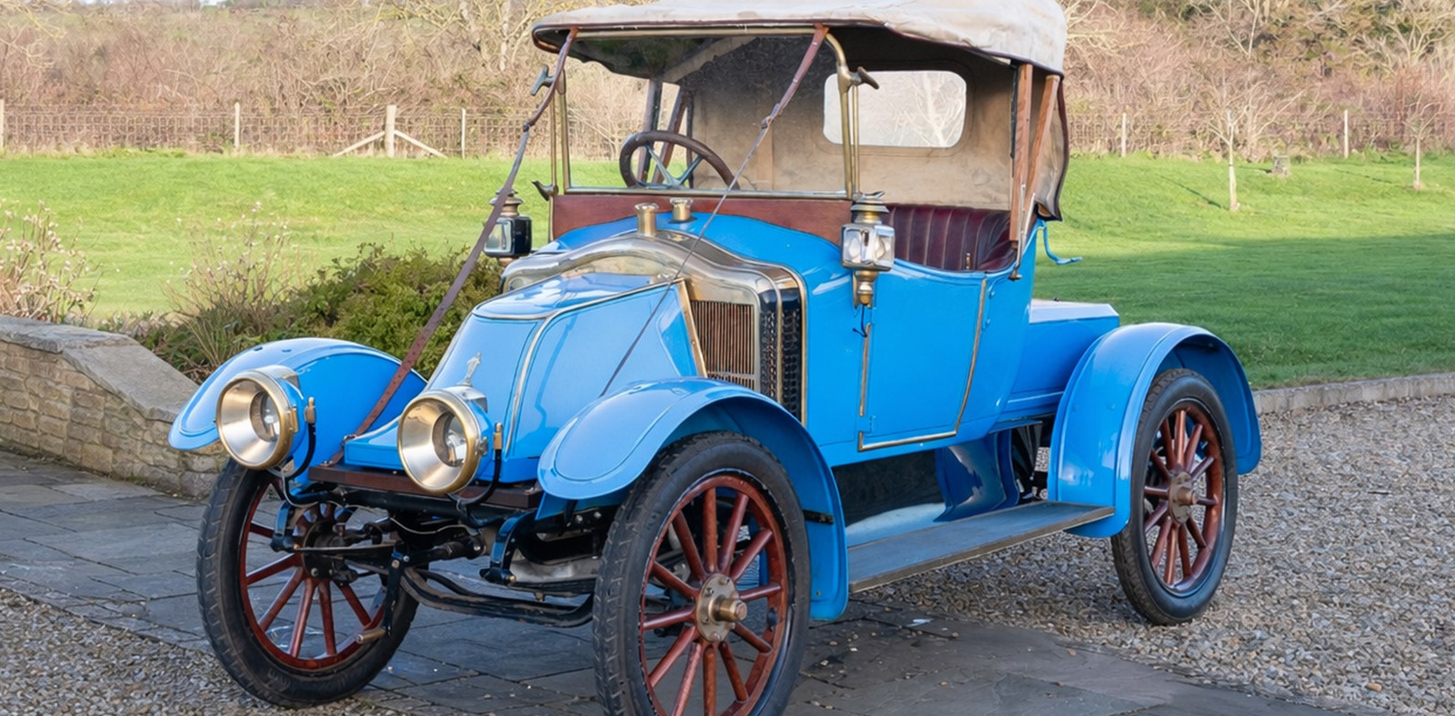 Entries are invited for the Summer Transport Sale Banner Image